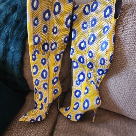 London Trash Shoes - London Trash Yellow and Blue Snakeskin Knee-High Heeled Boots